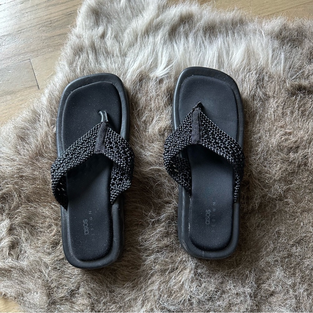 ASOS Knit Thong Platform Sandals - Black - Size 10